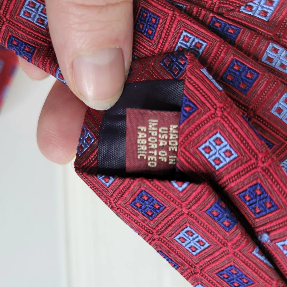 Mens Joseph A. Banks textured 100% Silk tie Made in the USA - Picture 4 of 5